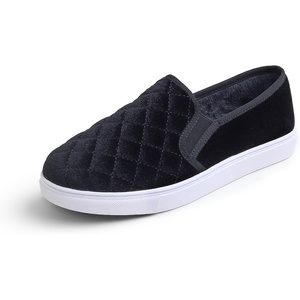 image:imageFEVERSOLE Womens Casual Slip On Sneaker Comfort Quilted Loafer FlatsBlack Quilted Velvet Fur Lined
