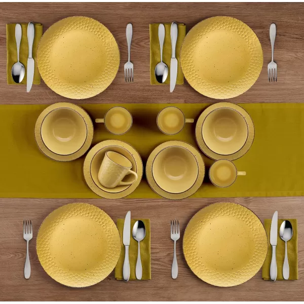 Pfaltzgraff Bumble Bee 16-Piece Dinnerware Set, White