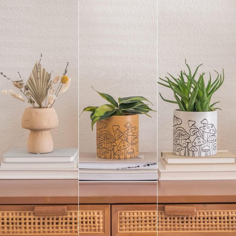 Mushroom Decor Planter Handmade Design Ceramic Vase Unique Retro Plant Pot Indoor Plants Flower Pot Modern Boho Cottagecore Room Decor Cute Vintage Aesthetic Decoration Funky Accent Piece Gift