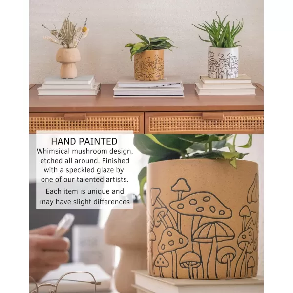 Mushroom Decor Planter Handmade Design Speckled White and Tan Ceramic Indoor Plant Pot for Succulents Vase Modern Boho Cottagecore Room Decor Trendy Ornament Cute Vintage Aesthetic Home Decor Gift