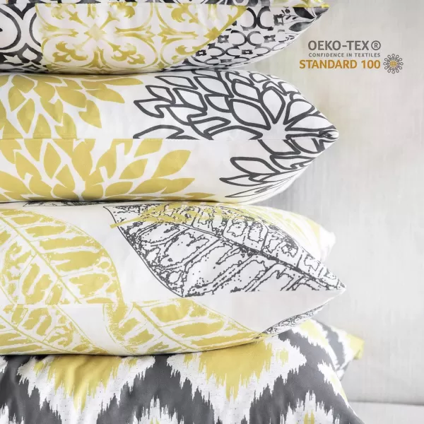 Phantoscope Set of 4 New Living Series Halloween Velvet Pillows Leaf Geometric Throw Decorative Fall Velvet Pillow Cover Cushion Cover Orange and Black 18 x 18 inches 45 x 45 cmYellow