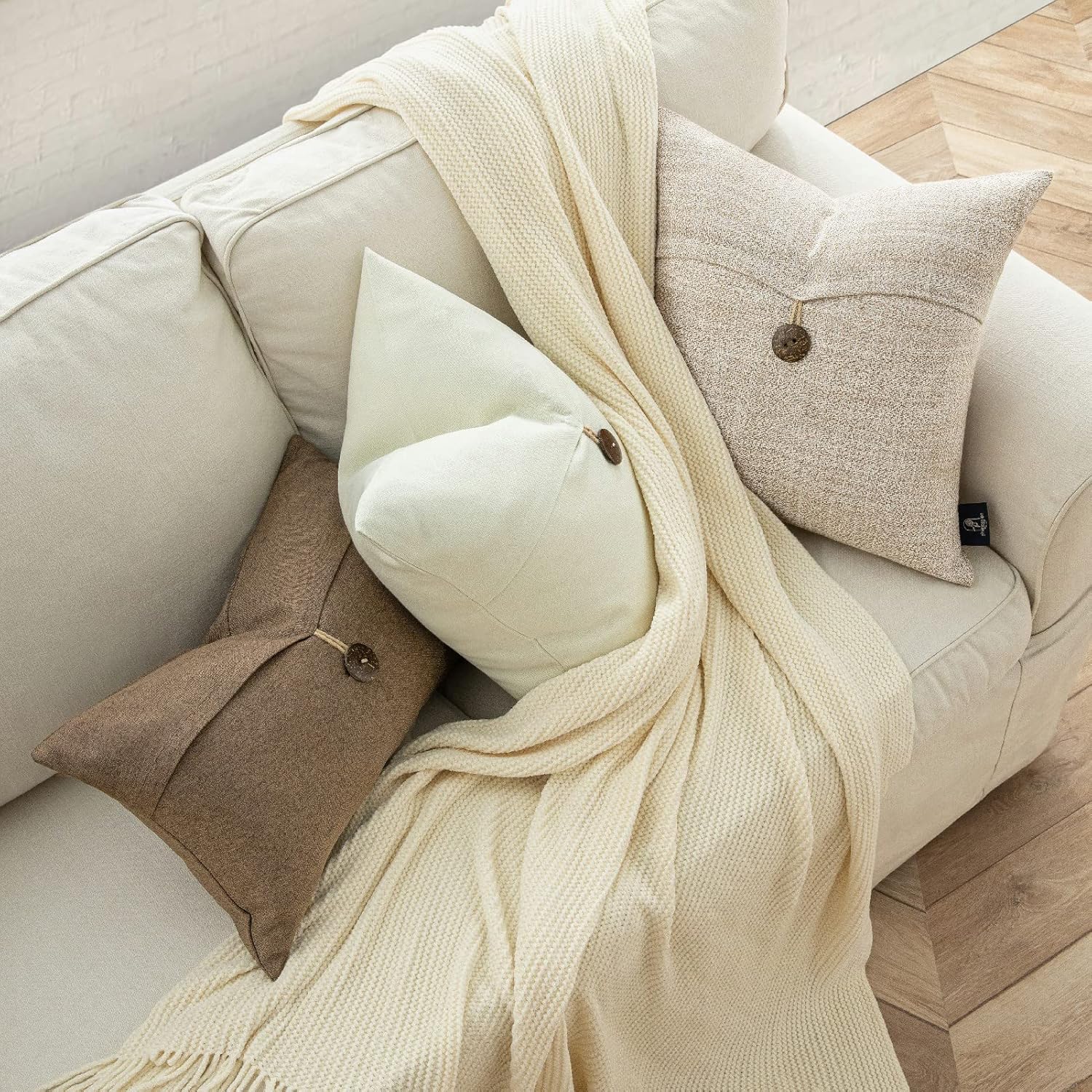 Phantoscope Pack of 2 Farmhouse Throw Pillow Covers Button Vintage Linen Decorative Pillow Cases for Couch Bed and Chair Beige 18 x 18 inches 45 x 45 cmCream White