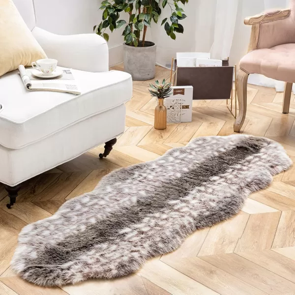 Phantoscope Faux Fur Rug Fluffy Soft Faux Fox Fur Area Rugs for Bedroom Livingroom Kids Room Decor Shaggy Fur Rugs AntiSkid Beige 2 x 3 FeetDark Coffee