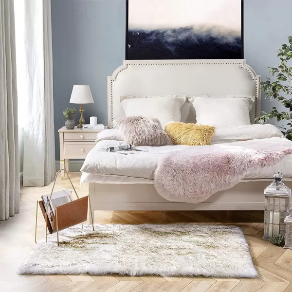 Phantoscope Faux Fur Rug Fluffy Soft Faux Fox Fur Area Rugs for Bedroom Livingroom Kids Room DecorShaggy Fur Rugs AntiSkid White Brown 2 x 6 FeetBlack White