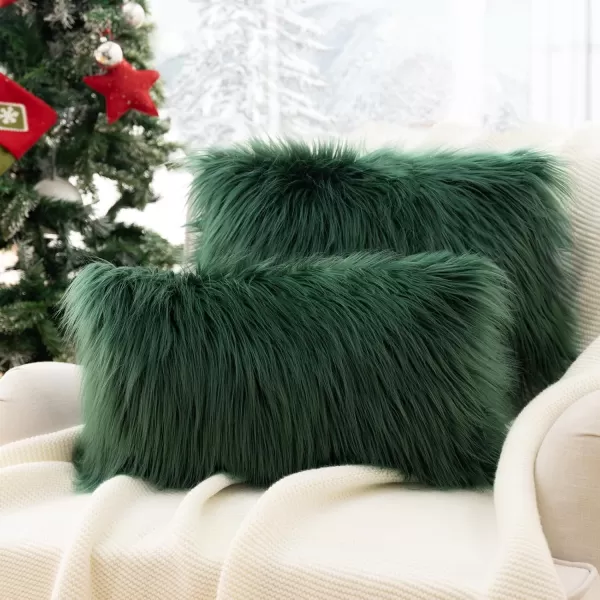 imagePhantoscope Pack of 2 Christmas Faux Fur Throw Pillow Covers Cushion Covers Luxury Soft Decorative Pillowcase Fuzzy Pillow Covers for BedCouch Deep Green 18 x 18 InchesDeep Green