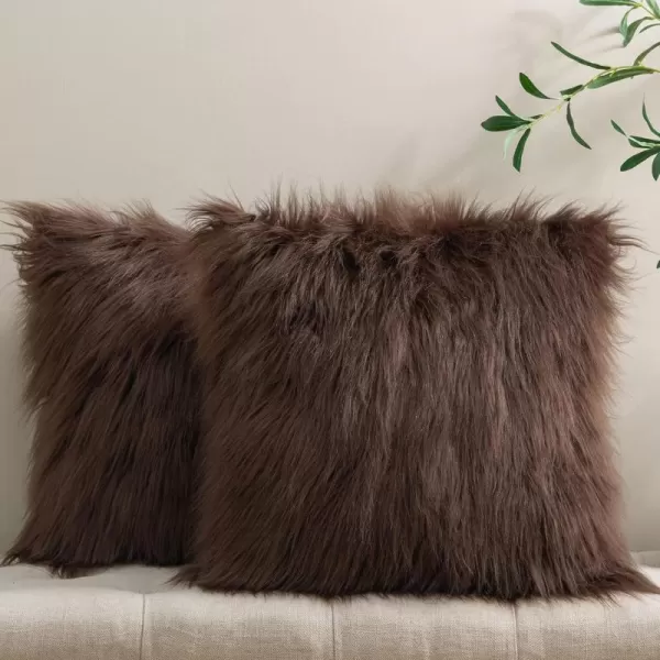 imagePhantoscope Pack of 2 Christmas Faux Fur Throw Pillow Covers Cushion Covers Luxury Soft Decorative Pillowcase Fuzzy Pillow Covers for BedCouch Deep Green 18 x 18 InchesCoffee