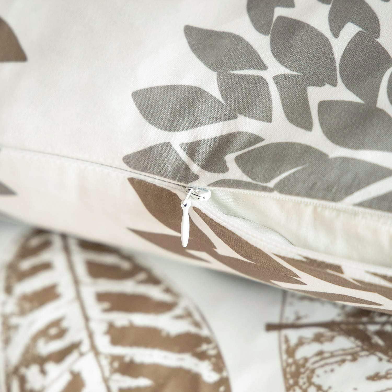 imagePhantoscope Set of 4 New Living Series Leaf Geometric Throw Decorative Velvet Pillow Cover Cushion Cover Christmas Green 18 x 18 inches 45 x 45 cmCoffee