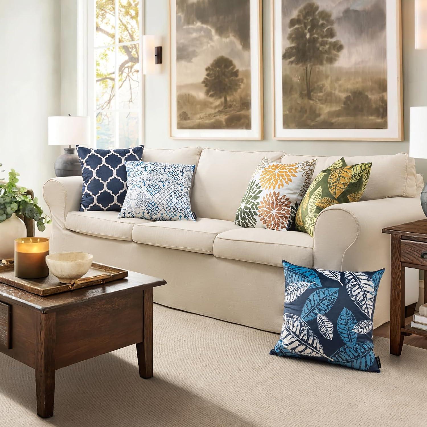 imagePhantoscope Set of 4 New Living Series Leaf Geometric Throw Decorative Velvet Pillow Cover Cushion Cover Christmas Green 18 x 18 inches 45 x 45 cmDark Blue