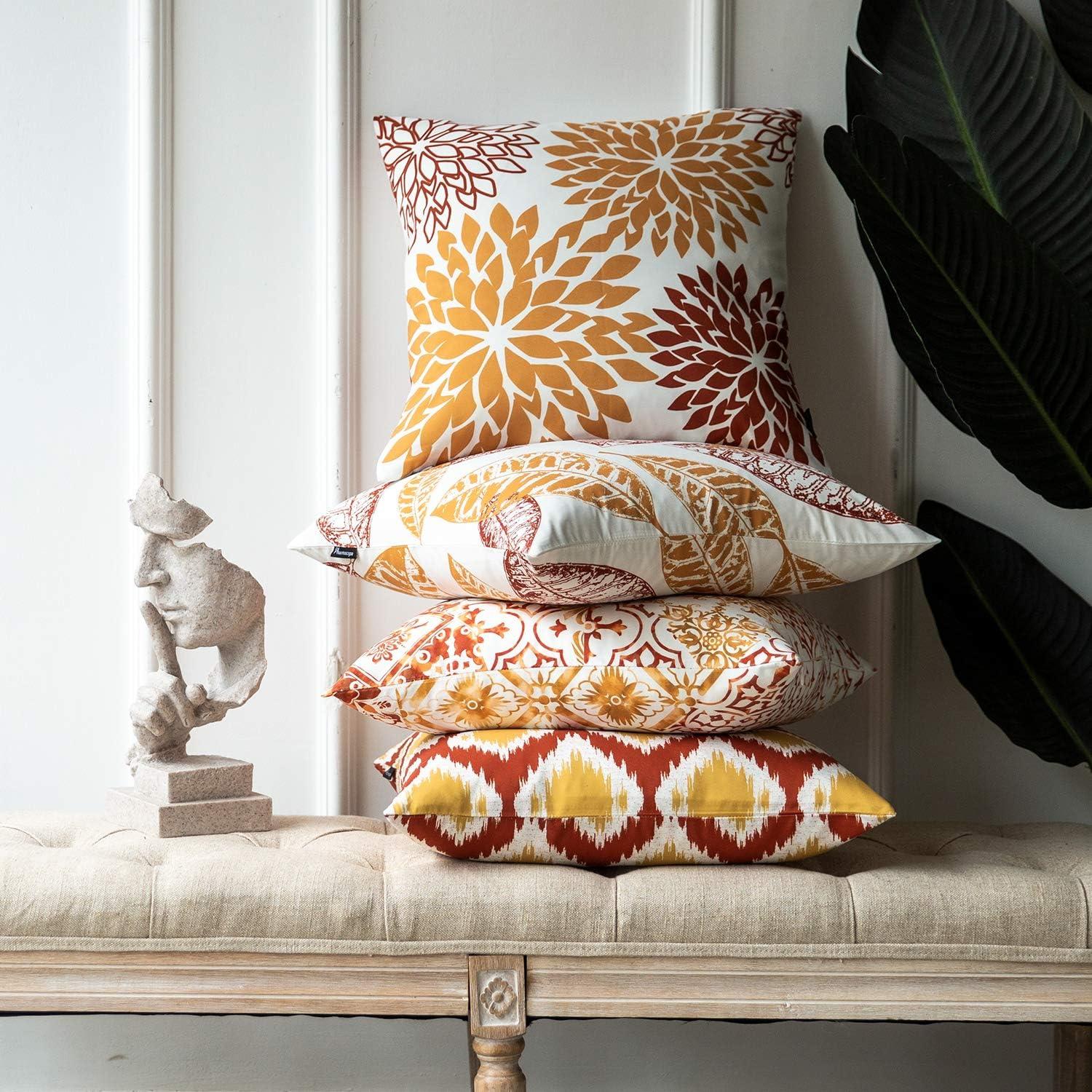 imagePhantoscope Set of 4 New Living Series Leaf Geometric Throw Decorative Velvet Pillow Cover Cushion Cover Christmas Green 18 x 18 inches 45 x 45 cmOrange