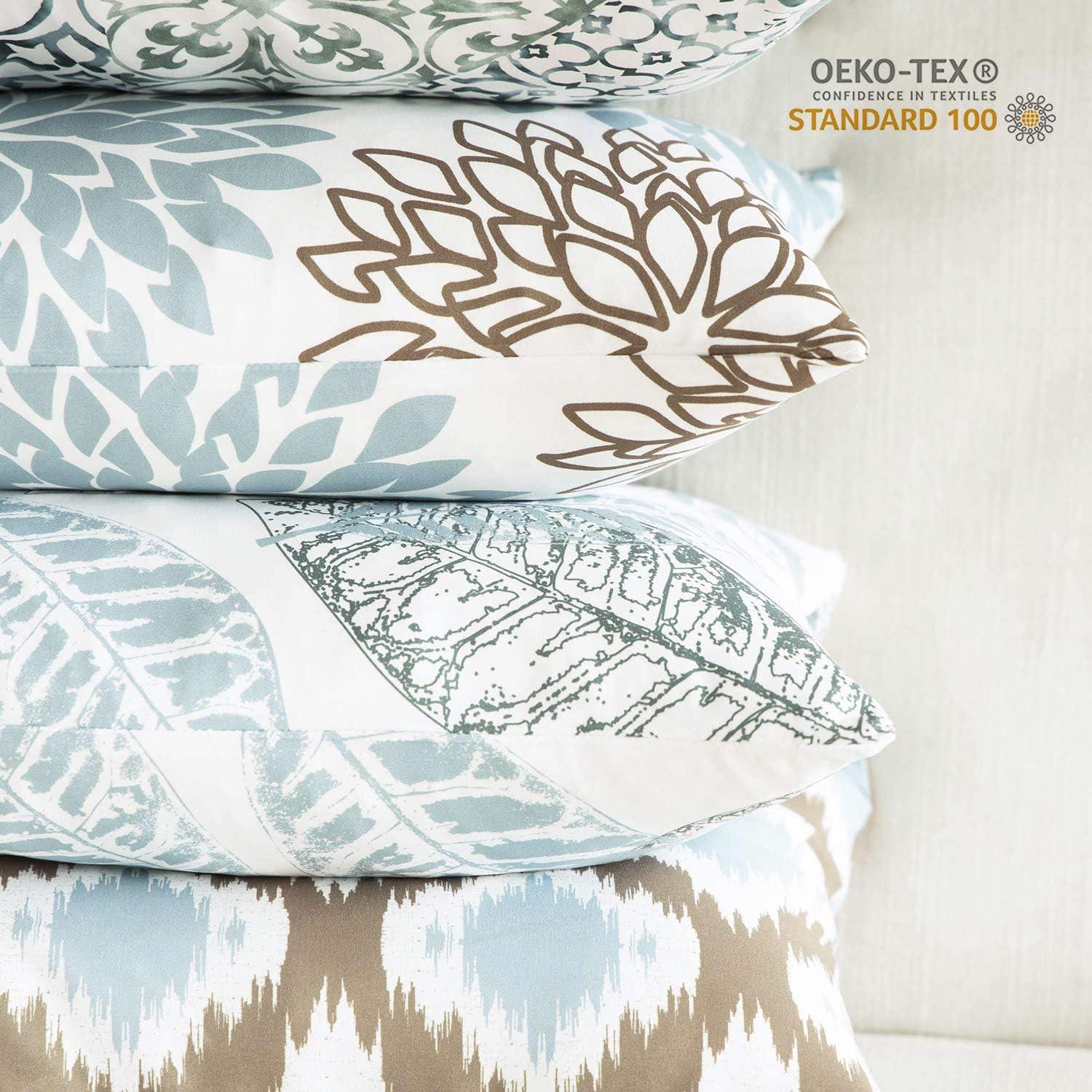 imagePhantoscope Set of 4 New Living Series Leaf Geometric Throw Decorative Velvet Pillow Cover Cushion Cover Christmas Green 18 x 18 inches 45 x 45 cmWater Blue