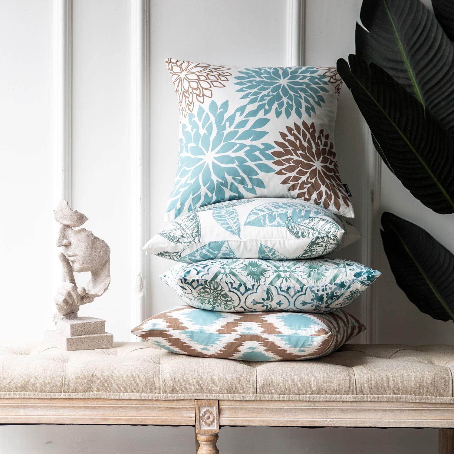 imagePhantoscope Set of 4 New Living Series Leaf Geometric Throw Decorative Velvet Pillow Cover Cushion Cover Christmas Green 18 x 18 inches 45 x 45 cmWater Blue