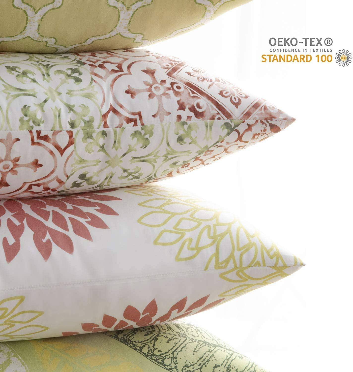 imagePhantoscope Set of 4 New Living Series Leaf Geometric Throw Decorative Velvet Pillow Cover Cushion Cover Christmas Green 18 x 18 inches 45 x 45 cmYellow and Green