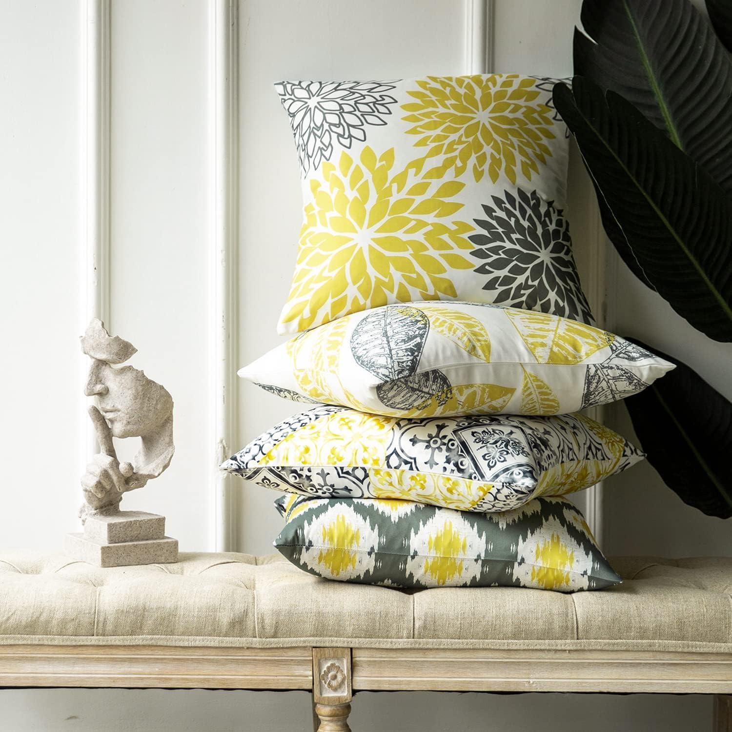 imagePhantoscope Set of 4 New Living Series Leaf Geometric Throw Decorative Velvet Pillow Cover Cushion Cover Christmas Green 18 x 18 inches 45 x 45 cmYellow