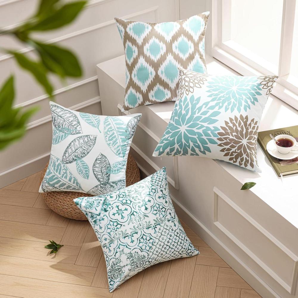 imagePhantoscope Set of 4 New Living Series Leaf Geometric Throw Decorative Velvet Pillow Cover Cushion Cover Christmas Green 18 x 18 inches 45 x 45 cmWater Blue