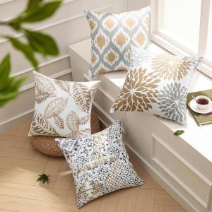 imagePhantoscope Set of 4 New Living Series Leaf Geometric Throw Decorative Velvet Pillow Cover Cushion Cover Christmas Green 18 x 18 inches 45 x 45 cmCoffee