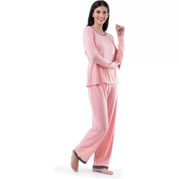 Fruit of the Loom Womens Long Sleeve Tee and Pant 2 Piece Sleep SetSoft Pink