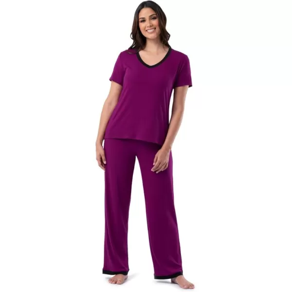 Fruit of the Loom Womens Short Sleeve Tee and Pant 2 Piece Sleep Pajama SetBerry