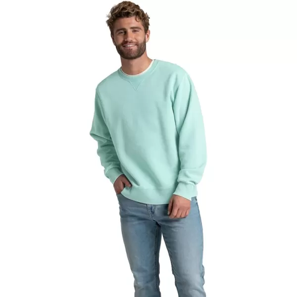 Fruit of the Loom Mens Eversoft Fleece Sweatshirts Moisture Wicking ampamp Breathable Crewneck SweatshirtGarment Dyed Cascade Green