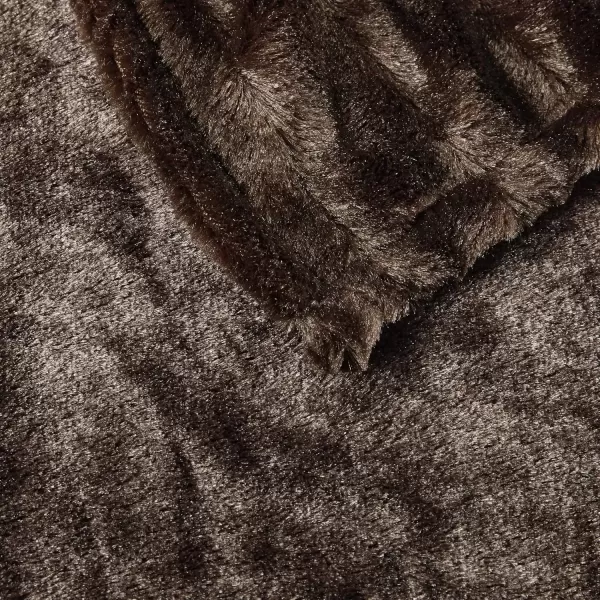 imageBeautyrest Duke Blanket Luxury Oversize Electric Throw Premium Soft Cozy Brushed Long Faux Fur for Bed Couch with 3 Heat Setting Controller Auto ShutOff Function Black 50 in x 70 inBrown