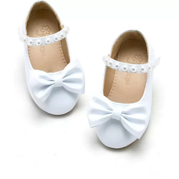 White-fm18