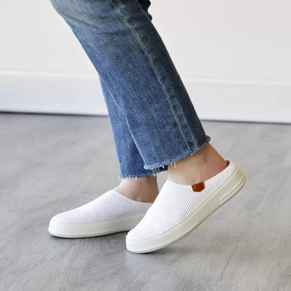 Dearfoams Women's Original Comfort Annie Clog Sneaker