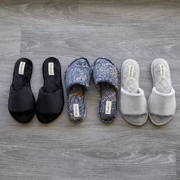 Dearfoams Women's Beatrice Velour Slide Slipper