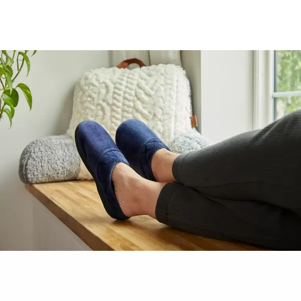 Dearfoams Women's Indoor/Outdoor Memory Foam Darcy Microfiber Velour Clog, Wide Widths Slipper