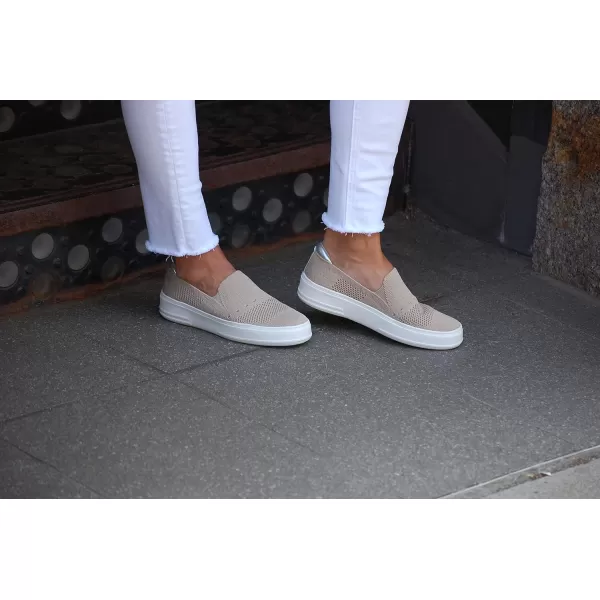 Dearfoams Women's Slip-On Lightweight Comfortable Sophie Loafers with Arch Support