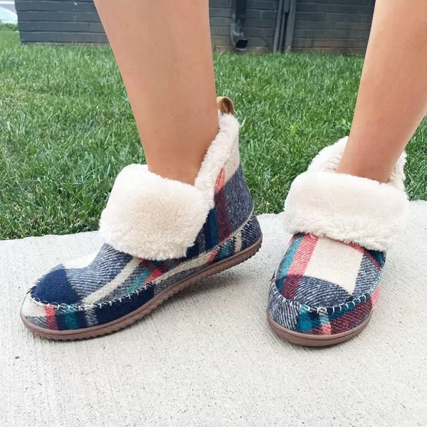 Dearfoams Women's Alpine Moritz Outdoor Arch Support House Shoe Bootie Slipper