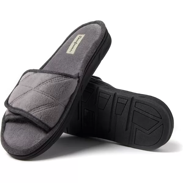 imageDearfoams Mens Adjustable IndoorOutdoor Memory Foam Machine Washable Summer Slide SlipperMedium Grey Quilted