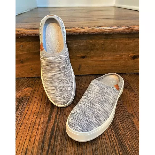imageDearfoams Womens Original Comfort Annie Clog SneakerLight Grey Heather