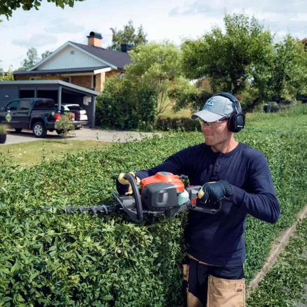 Husqvarna 322HD60 Gas Hedge Trimmer