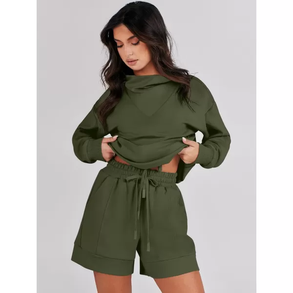 Caracilia Women 2 Piece Outfits Loose Sweatsuits Fashion Cowl Neck Sweatshirts &amp; Shorts Set Lounge Wear Jogger Tracksuit Set