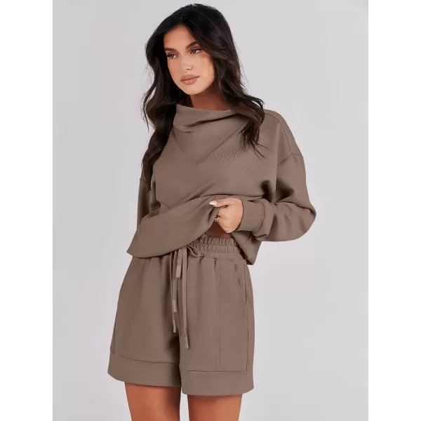 Caracilia Women 2 Piece Outfits Loose Sweatsuits Fashion Cowl Neck Sweatshirts &amp; Shorts Set Lounge Wear Jogger Tracksuit Set