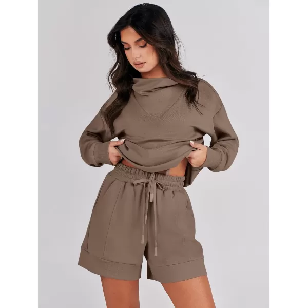 Caracilia Women 2 Piece Outfits Loose Sweatsuits Fashion Cowl Neck Sweatshirts &amp; Shorts Set Lounge Wear Jogger Tracksuit Set