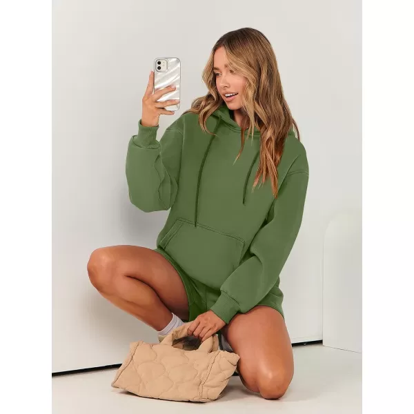 imageANRABESS Women 2 Piece Outfits Short Sweatsuit Drawstring Oversized Hoodie Sweatshirt Tracksuit Lounge Wear Matching SetArmy Green