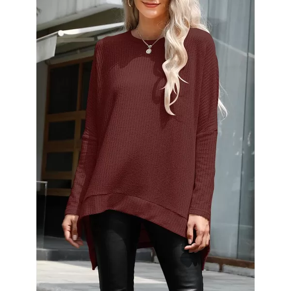 imageANRABESS Women Crew Neck Batwing Sleeve High Low Hem Side Slit Waffle Knit Casual Loose Oversized Pullover Sweater Tunic TopBirck Red