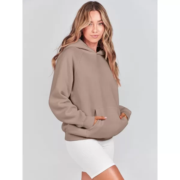 imageANRABESS Women Hoodies Fleece Oversized Sweatshirt Casual Basic Long Sleeve Athletic Workout Pullover Fall ClothesLight Khaki