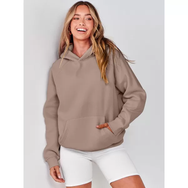 imageANRABESS Women Hoodies Fleece Oversized Sweatshirt Casual Basic Long Sleeve Athletic Workout Pullover Fall ClothesLight Khaki