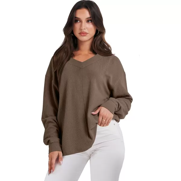 imageANRABESS Women Long Sleeve Shirt V Neck Off Shoulder Oversized Knit Pullover Sweatshirt Loose High Low Fall Tunic TopsBrown