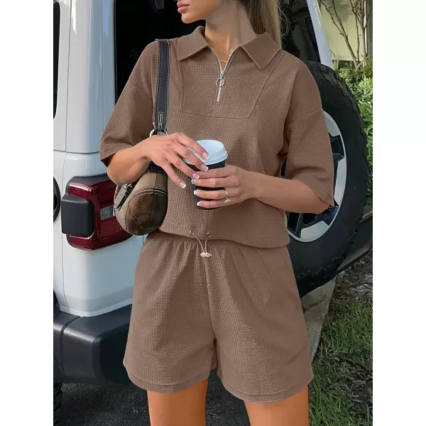 imageANRABESS Womens 2 Piece Outfits Half Zip Lapel Collar Short Sleeve Drawstring Crop Tops Short Pants Lounge Sets SweatsuitBrown