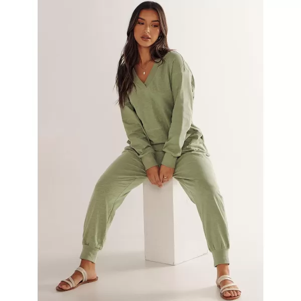 imageANRABESS Womens Casual Loose Jumpsuits Long Sleeve V Neck Rompers Baggy Overalls Lounge Pajamas Onesie Jumpers with PocketPea