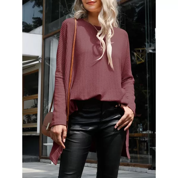 imageANRABESS Womens Sweater Oversized Turtleneck Long Batwing Sleeve Waffle Knit Casual Loose Split Hem Tunic Pullover TopsRust