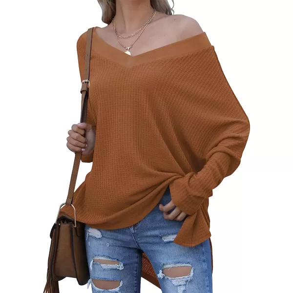 imageANRABESS Womens Sweater Oversized Turtleneck Long Batwing Sleeve Waffle Knit Casual Loose Split Hem Tunic Pullover TopsVneck Caramel