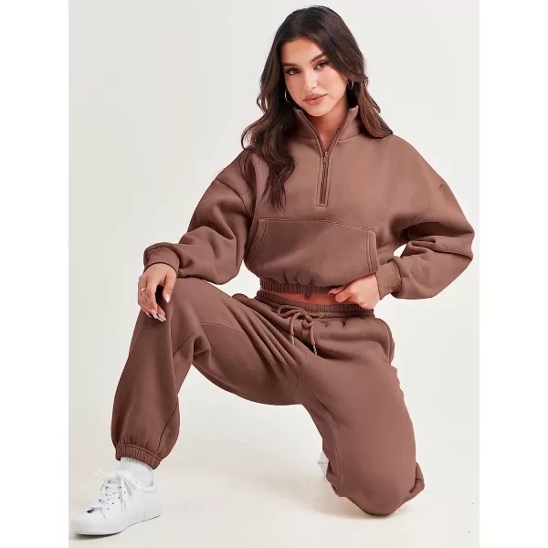 imageANRABESS Womens Two Piece Outfits Long Sleeve Half Zip Crop Sweatsuit with Jogger Pants Lounge Sets with PocketsBrown
