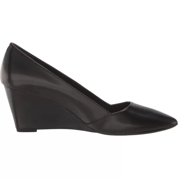 Franco Sarto Womens Frankie PumpBlack Leather