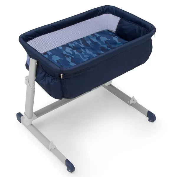 GAP babyGap Whisper Bedside Bassinet Sleeper with Breathable Mesh and Adjustable Heights - Lightweight Portable Crib - Made with Sustainable Materials, Navy Camo