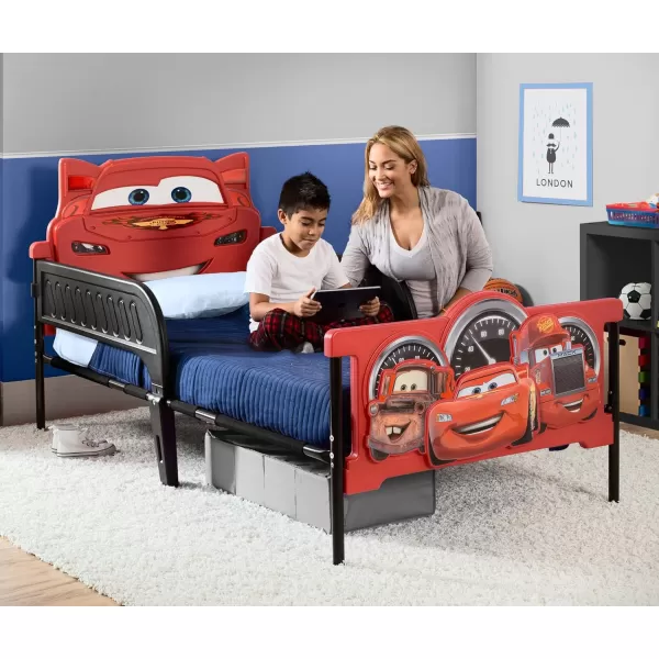 Marvel Spider-Man Plastic 3D-Footboard Twin Bed by Delta Children