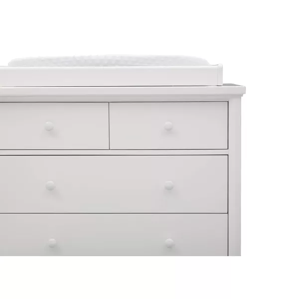 Simmons Kids Belmont 4 Drawer Dresser with Changing Top