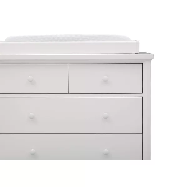 Simmons Kids Belmont 4 Drawer Dresser with Changing Top